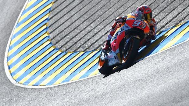 Dramatis di Prancis: Vinales Juara, Rossi <i>Crash</i>