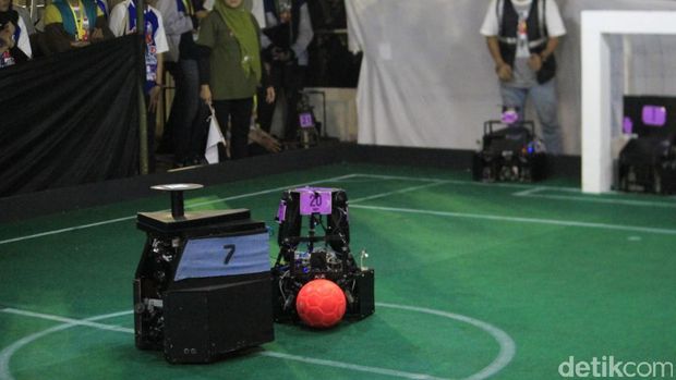 3 Tim Robot dari Jabar Maju ke Kejuaraan Nasional