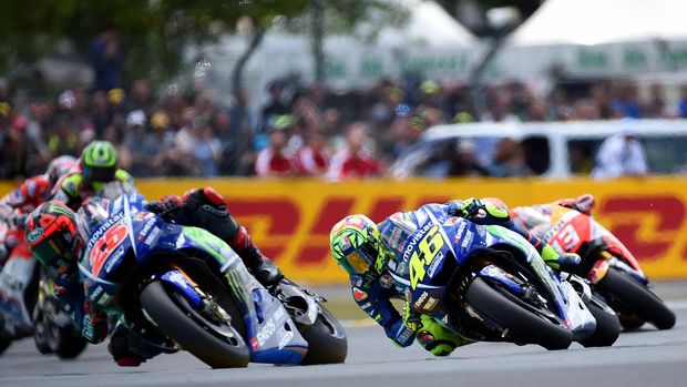 Valentino Rossi dan Maverick Vinales berada di papan atas klasemen pebalap musim 2017.