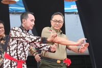 Saat Zulkifli Hasan Belajar Menari di UNJ Saat Zulkifli Hasan Belajar Menari di UNJ
