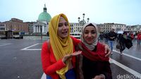 Hijaber Venezia ini Berdakwah dengan Komik dan Film