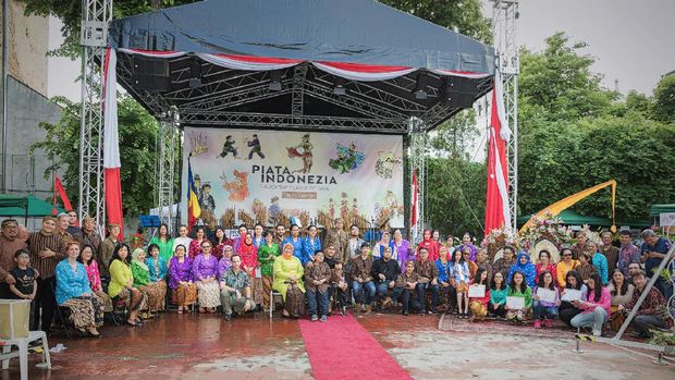 Seluruh peserta Piata Indonesia (dok Masyindo Rumania)
