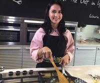 Mau Gado-gado atau Rujak? Dea Annisa Punya Paduan Keduanyanya