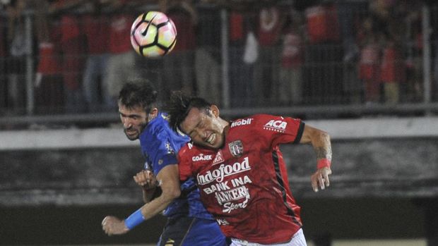 Bali United berhak tampil di kompetisi AFC jika mampu finis di posisi tiga besar.
