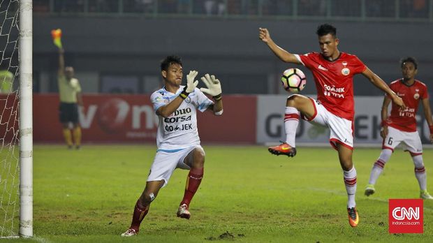 Persija sudah unggul dua gol atas Arema di babak kedua.