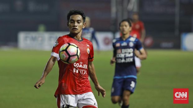 Kehadiran Riko Simanjuntak membuat Abrizal Umanailo terpaksa hengkang.