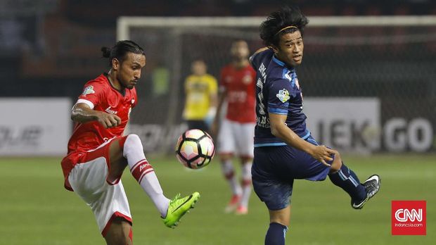 Gelandang Persija Rohit Chand terpaksa absen karena harus membela Timnas Nepal.