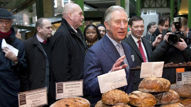 Pangeran Charles saat berkunjung ke Borough Market pada 2013 lalu.