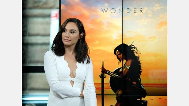 Gal Gadot ikut naik daun setelah Wonder Woman sukses.