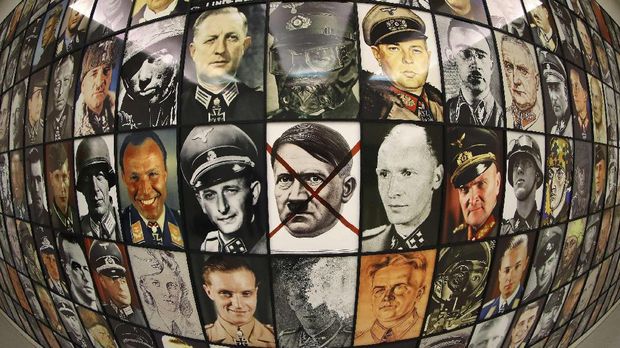 Di museum atau galeri di luar negeri, hal-hal berbau Nazi justru dengan bangga dipamerkan.