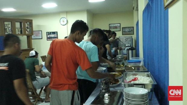 Indahnya Toleransi Beragama Ala Persija di Bulan Ramadan