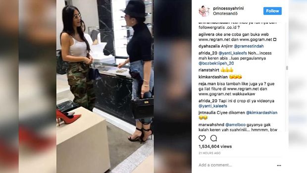 Kim Kardashian pun membalas unggahan Syahrini dengan emoji.