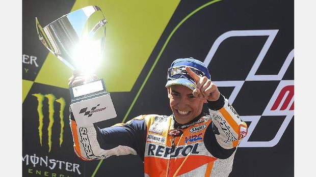 Marc Marquez unggul 14 poin atas Maverick Vinales di puncak klasemen.