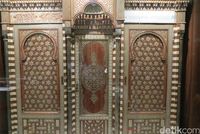 Ada Al Quran Emas di Madinah Ada Al Quran Emas di Madinah