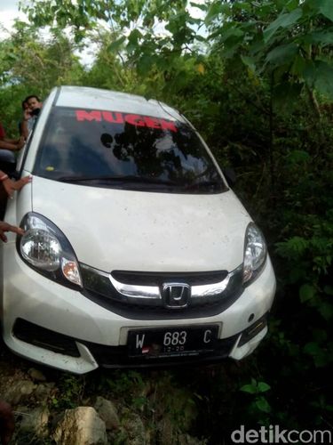 Misterius, Mobilio Terparkir di Tengah Hutan Selama 3 Hari