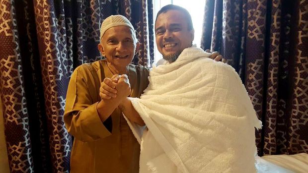 Bau Politik dan Efek Pidato Amien Rais di Panggung 212