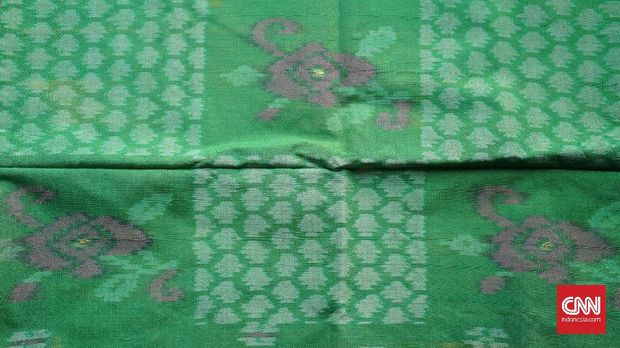 Kain Songket Dari Sulawesi Tengah Memiliki Ciri Khas Motifnya Berbentuk