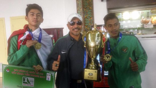 Rendy Juliansyah (kiri) menjadi salah satu andalan Fakhri Husaini di Timnas Indonesia U-16.