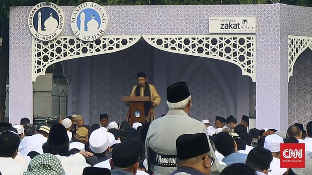 Bachtiar Nasir: <i>Ber</i>-Islam Harus Total