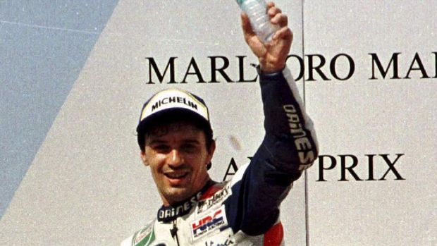 Luca Cadalora merupakan juara dunia Grand Prix tiga kali.