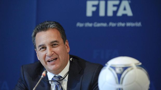 Michael Garcia menyerahkan laporan ke FIFA sejak November 2014.