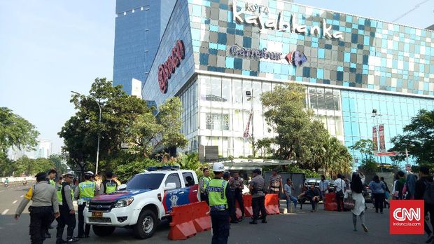 TNI-Polri Bersiaga di Acara Pidato Barack Obama