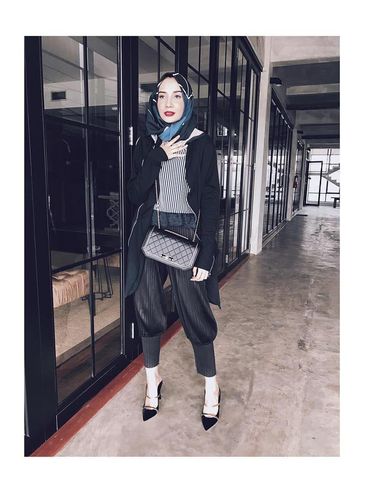 Foto Makin Kurus Stylish 5 Gaya Hijab Terkini Zaskia  