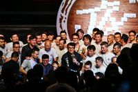 Xiaomi Rilis Mi 6 Edisi Spesial Jackie Chan