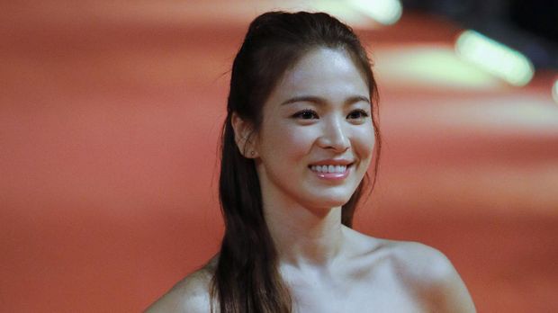Song Joong Ki menganggap Song Hye Kyo adalah perempuan paling tepat untuknya membangun keluarga.