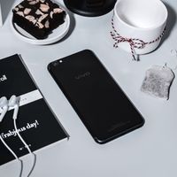 Matte Black, Warna Terbaru yang Elegan dari Vivo V5s