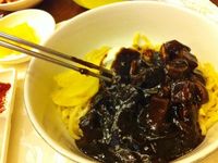 5 Tempat Makan di Senopati Ini Punya Hidangan Korea Populer
