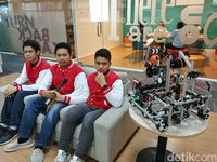 Madrasah Depok Harumkan Indonesia di Kompetisi Robot Dunia 