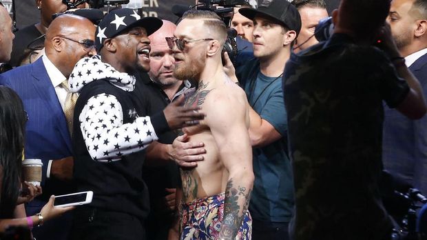 Floyd Mayweather Jr. selalu lihai membidik peluang untuk meraih uang dalam jumlah banyak.
