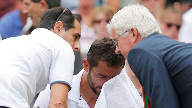 Marin Cilic sempat mendapatkan perawatan karena mengalami cedera.