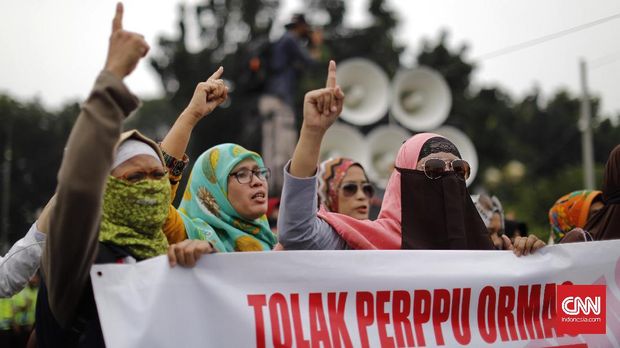 Beda Perlakuan HTI dan PKI