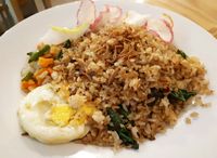 Warung Pickers: Makan Nasi Rames Komplet Plus Es Kopi Susu di Warung Kekinian