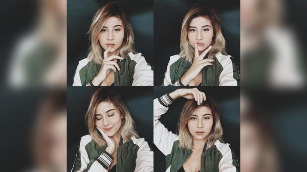 Awkarin termasuk salah satu selebgram yang dinaungi Takis Entertainment.