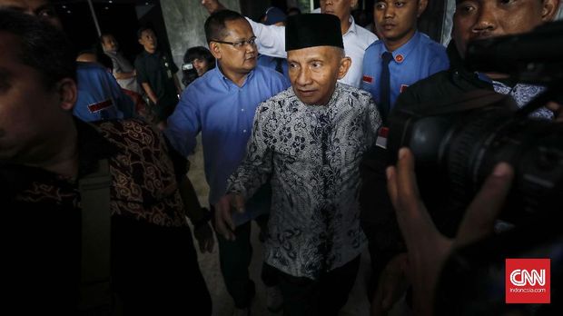 Amien Rais diberitakan meminta partainya menarik kader PAN dari kabinet.