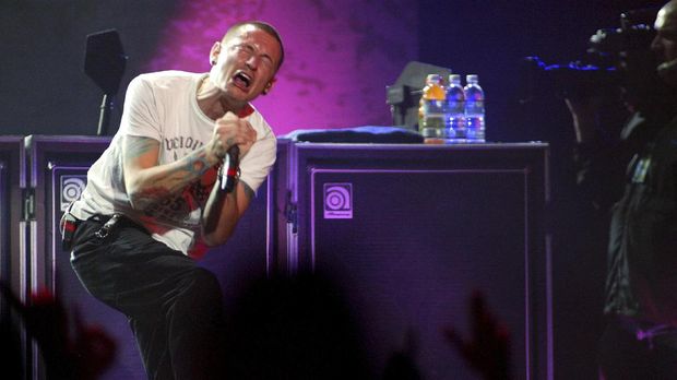 Chester Bennington seharusnya konser di Asia November mendatang.