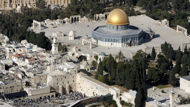 Dome of The Rock di kompleks Masjid Al-Aqsa. (Reuters/Eliana Aponte/File Photo)