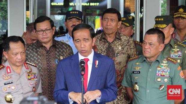 Isu Agama dan Relasi Sipil-Militer, Ganjalan Jokowi di 2019