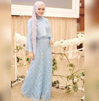 Foto 10 Inspirasi Baju  Bridesmaid yang Kekinian untuk 