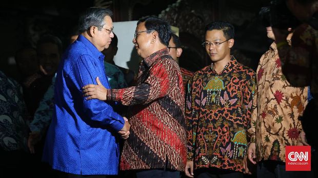Pertemuan Ketua Partai Demokrat SBY dan Ketua Partai Gerindra Prabowo Subianto berlangsung di Cikeas, Jawa Barat.