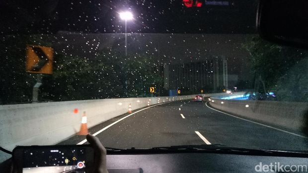 Nyasar, Habiburokhman: Simpang Semanggi Katrok, Apa Hebatnya Ahok?