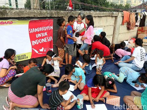 Ilustrasi anak membuat perubahan