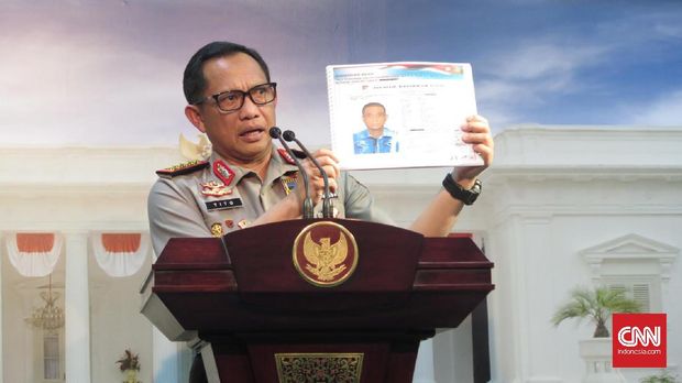 Kapolri Jenderal Tito Karnavian melaporkan perkembangan kasus Novel Baswedan kepada Presiden Jokowi.