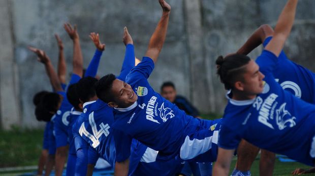 Umuh Muchtar berharap kondisi kondusif Persib Bandung saat ini bisa terus berbuah positif pada hasil mereka di Liga 1.