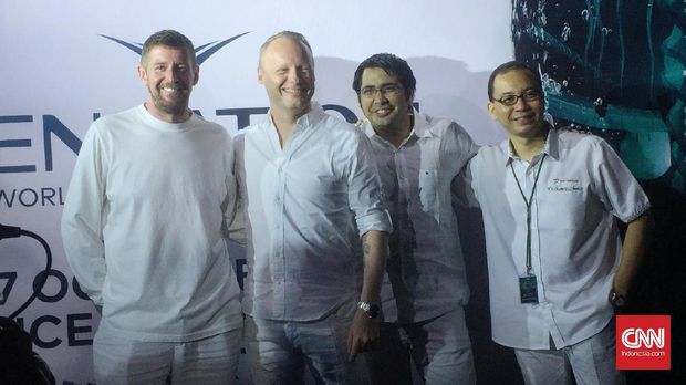 (Kiri-kanan) Michael Kennedy, from Indo Live Events, Eric Keijer, Director of Sensation Amsterdam, Sudhir Syal, CEO of Book My Show Indonesia, dan Francis Aswin, Marketing Director of Heineken Indonesia Sensation di press conference Sensation Jakarta 2017 yang akan diadakan pada tanggal 7 Oktober mendatang di ICE BSD, Tangerang.