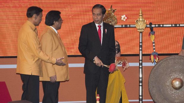 Hanura menilai Jokowi berhasil dalam melakukan pembangunan infrastruktur sehingga menggerakkan partai itu kembali mengusungnya pada 2019.
