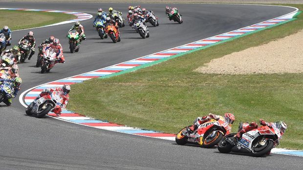 Jorge Lorenzo sempat tampil kompetitif di awal lomba.